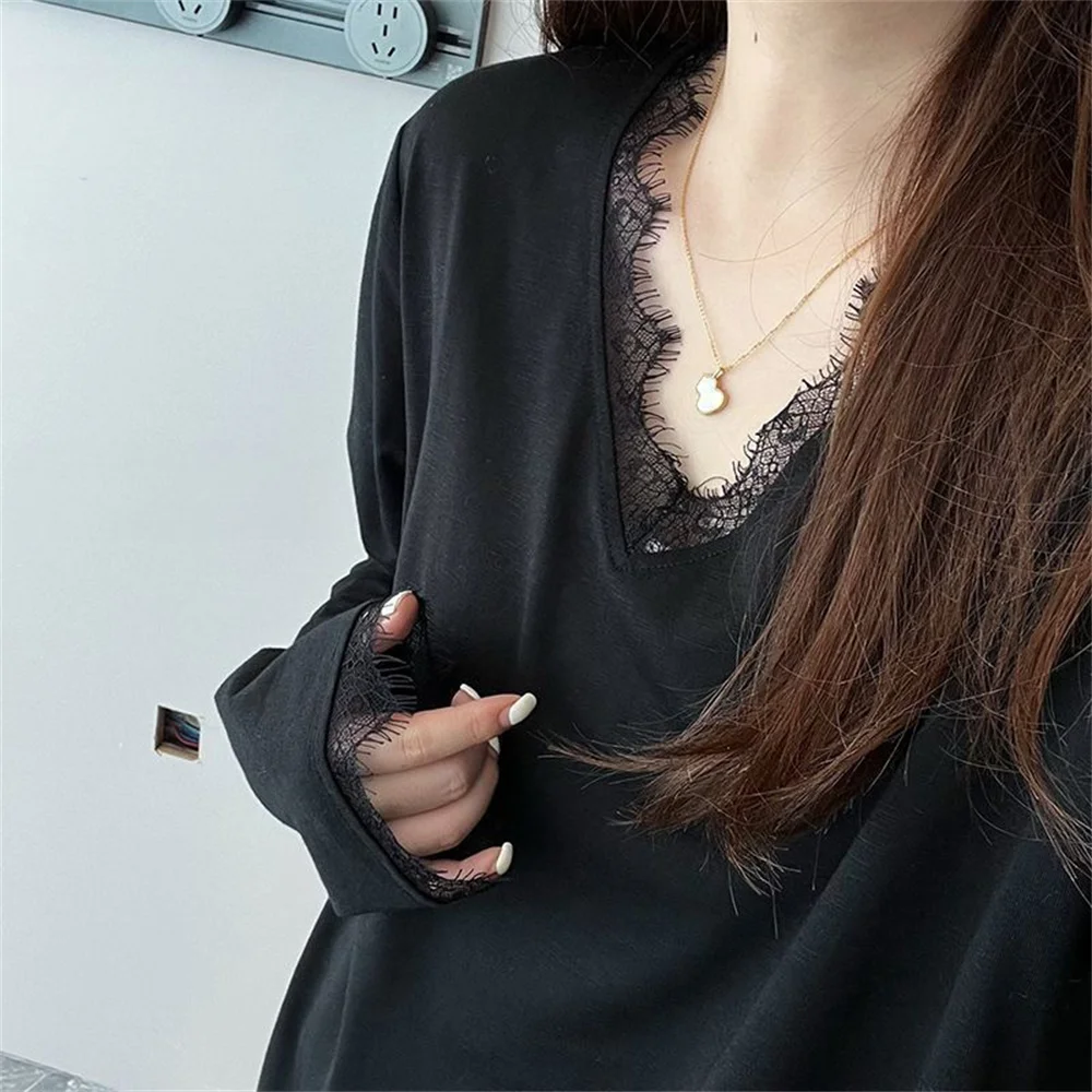 T-Shirt ample femme t-shirts noir blanc automne doux T-Shirt surdimensionné femmes t-shirts à manches longues col en v Sexy dentelle chemise femmes haut