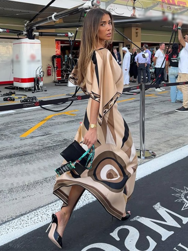 Ensemble élégant pour femme : haut imprimé à col rond et manches cape, jupe longue fluide taille haute – Idéal pour la plage, les vacances et les soirées estivales