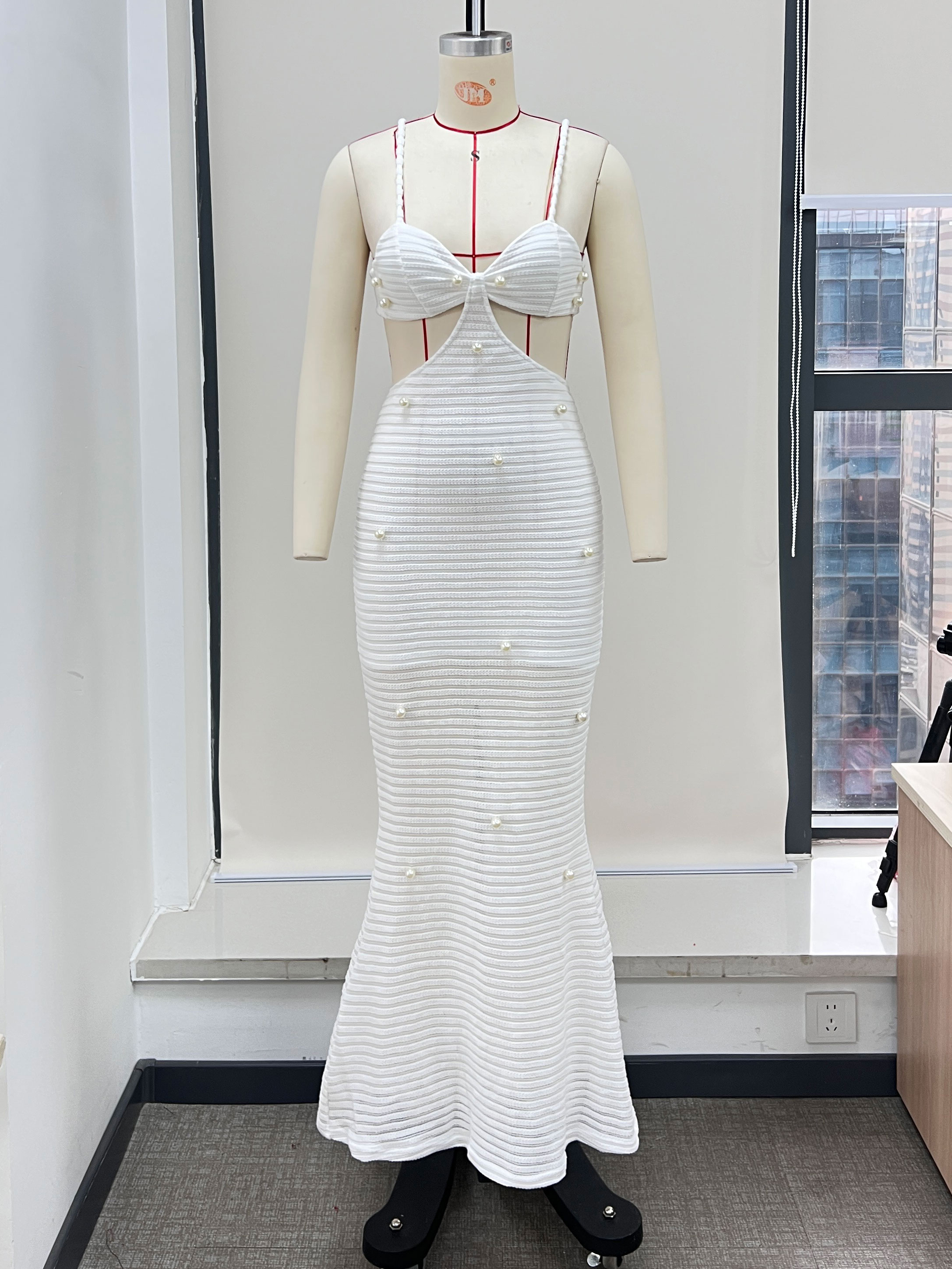Robe longue en Crochet pour femmes, tricot d'été, robes de soirée découpées, couverture de perles, Maxi, Robe de plage de vacances