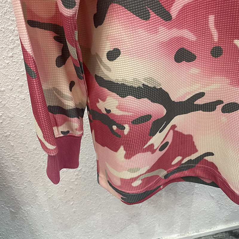 Hommes femmes Couple décontracté rose Camouflage Patta à manches longues T-Shirt de qualité supérieure confortable Base de gaufre T-Shirt avec étiquettes