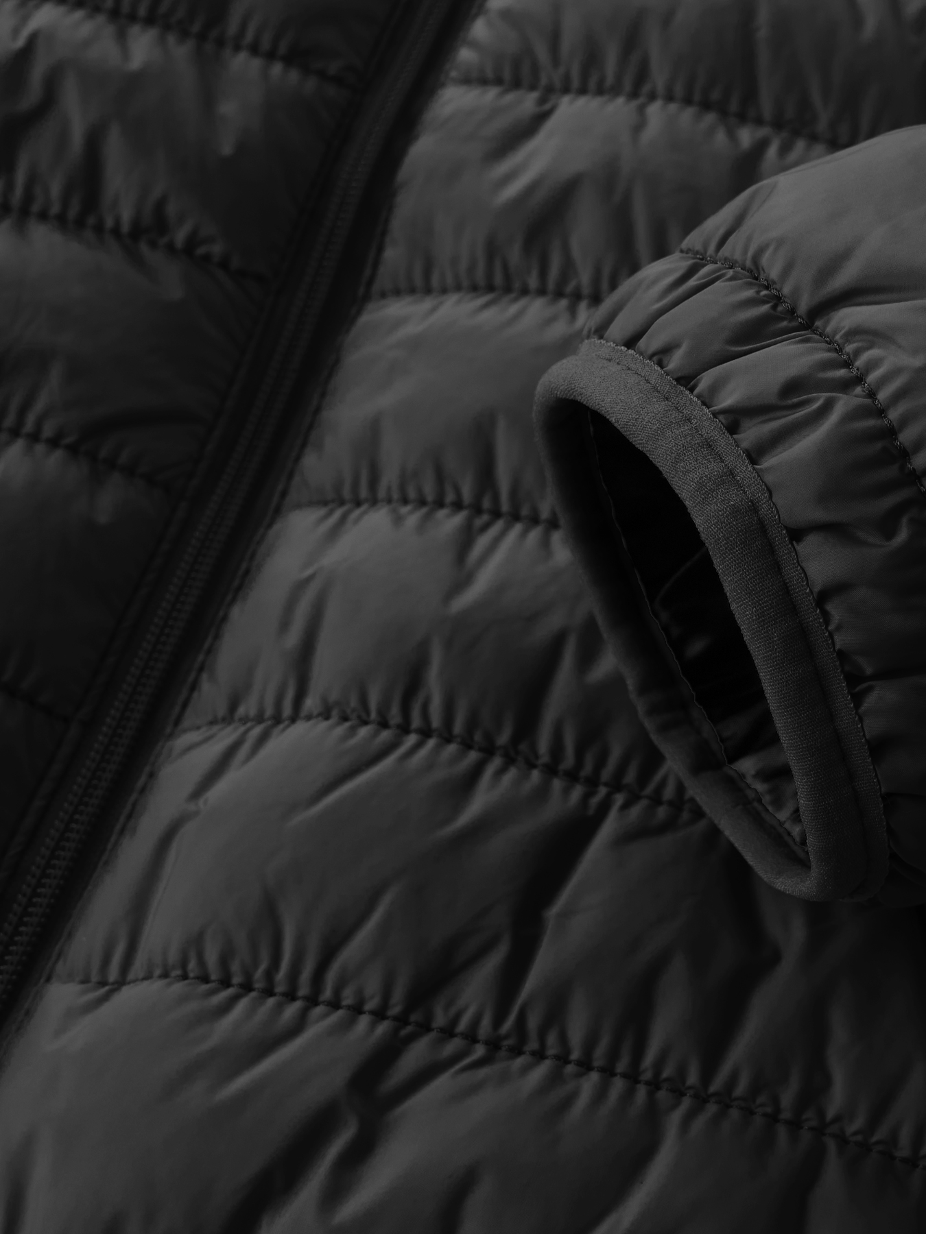 Veste d'hiver légère et décontractée en coton pour hommes, adaptée aux sports de plein air, coupe-vent et chaude, manteau en coton simple à capuche de couleur unie pour hommes