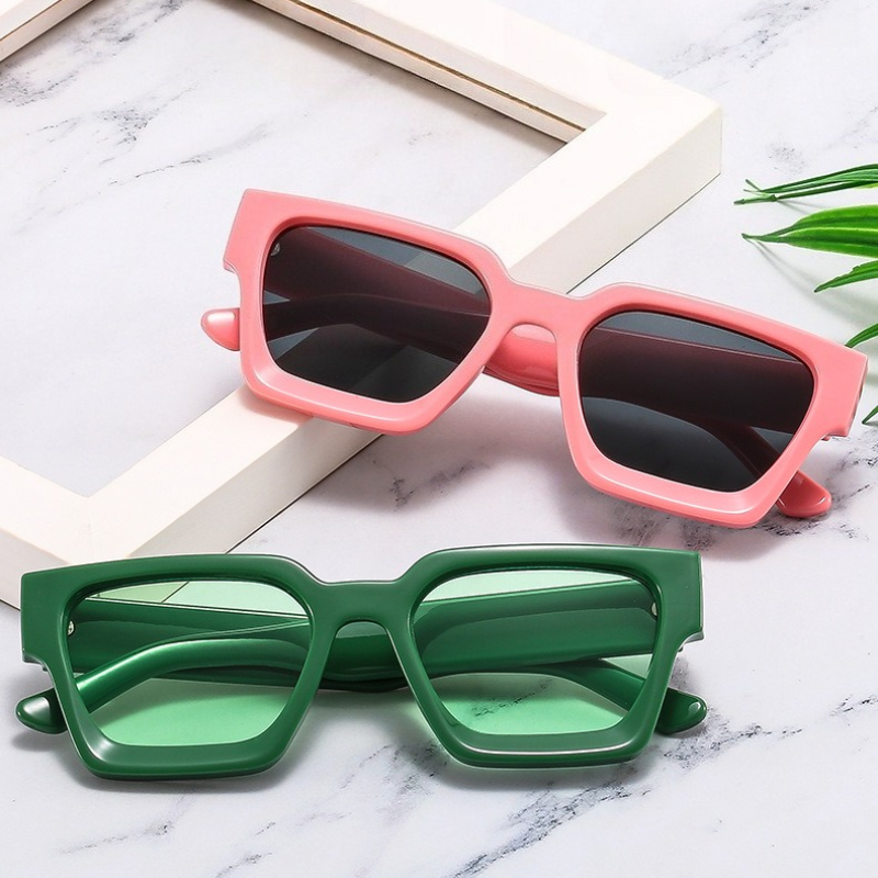 Lunettes de soleil carrées classiques à grande monture pour femme, de marque, pour la conduite, style rétro minimaliste, protection UV400
