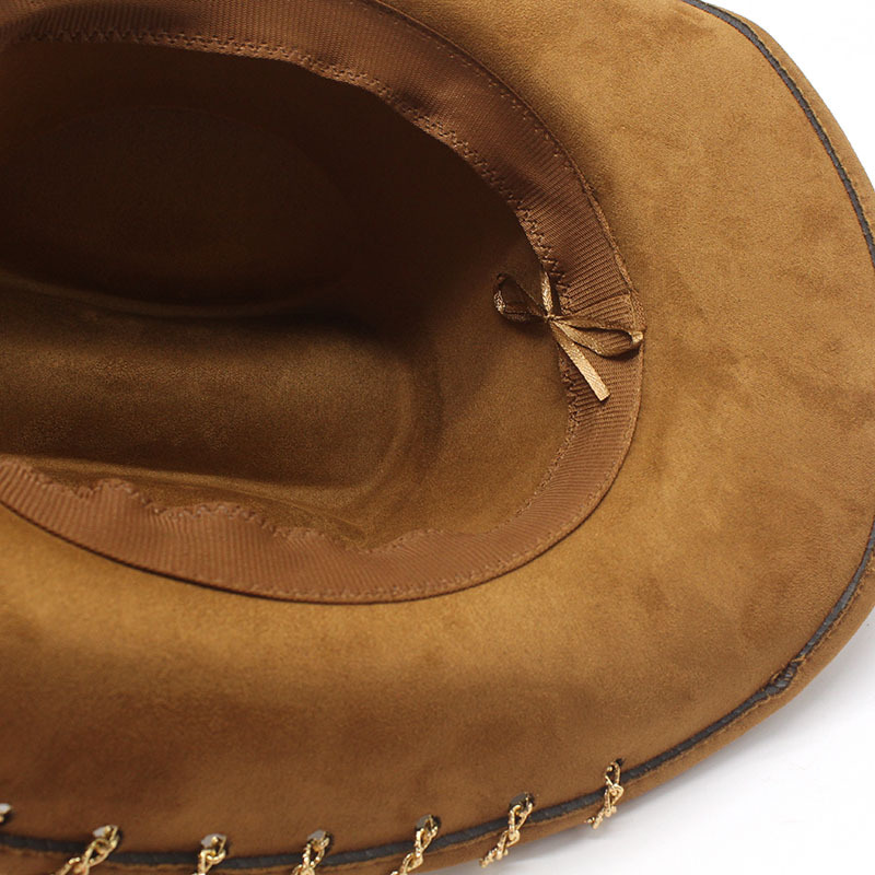 Chapeau de Cowboy occidental tendance pour hommes et femmes, avec chaîne en métal, visière en daim à large bord, casquette de Jazz à la mode