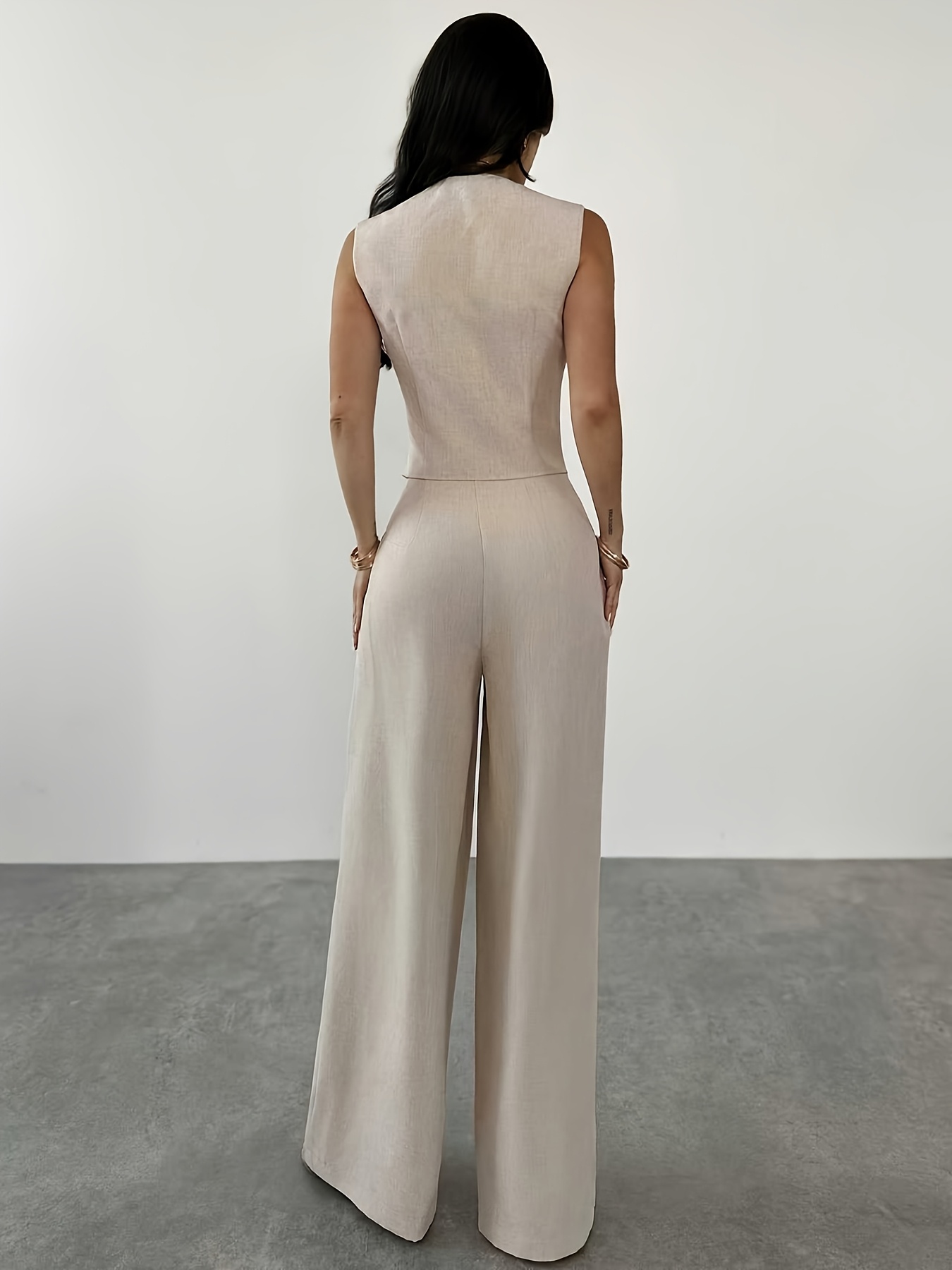 Ensemble deux pièces pour femmes, gilet court élégant et minimaliste à col en V, à blocs de couleur, avec bordure boutonnée et pantalon large à taille haute, adapté