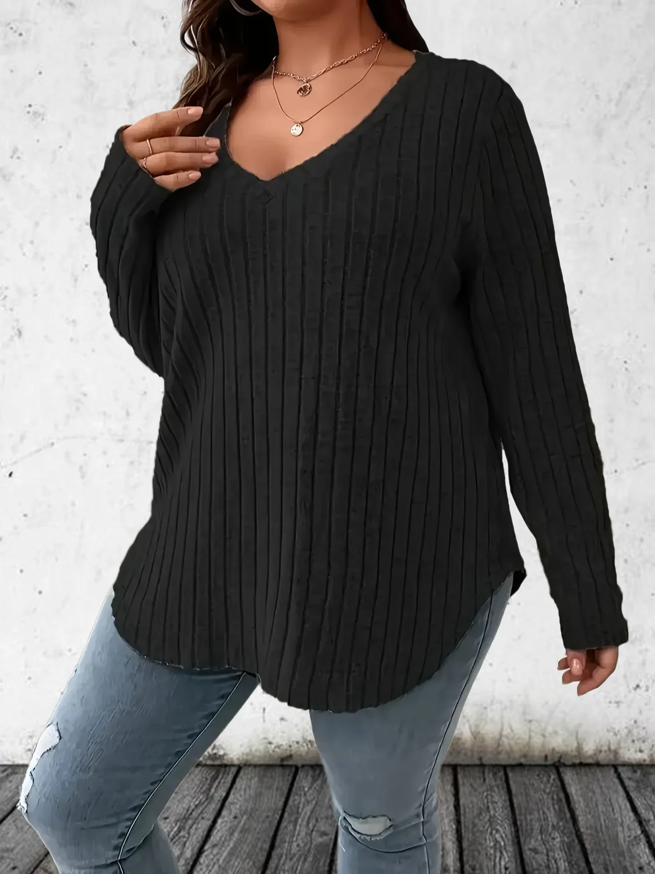 T-shirt à manches longues et col en V pour femmes, grande taille 1XL-5XL, mode décontractée, couleur unie, vêtements pour dames