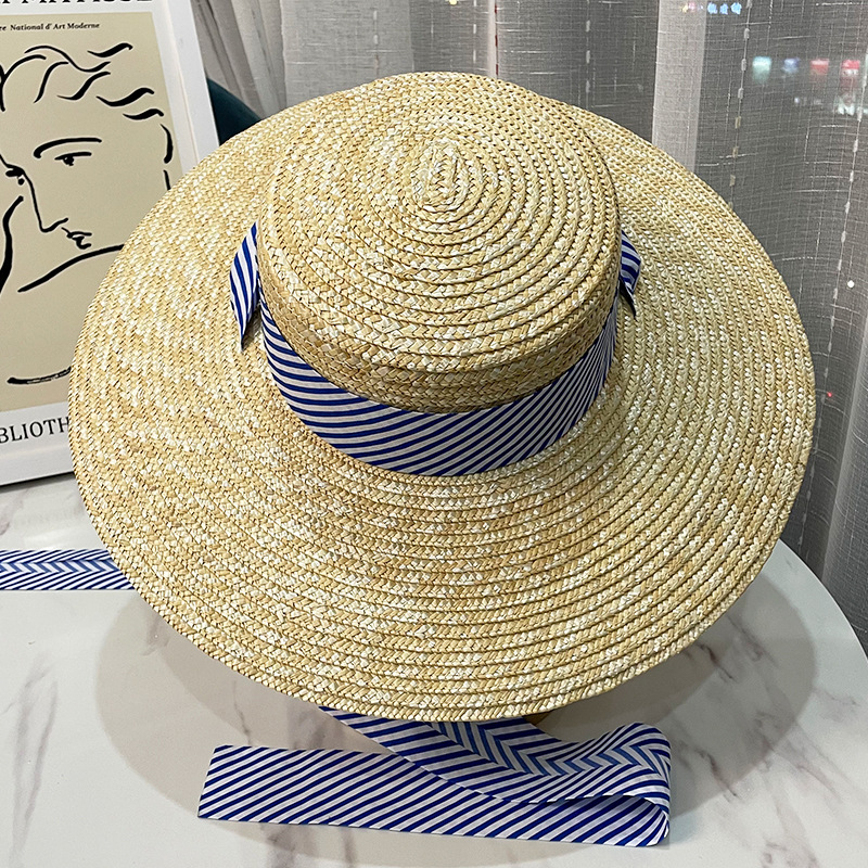 Chapeau d'été pour femmes, casquette de Protection solaire, haut plat, à large bord, décoration de ruban, chapeau de paille, chapeau de soleil de plage avec mentonnière