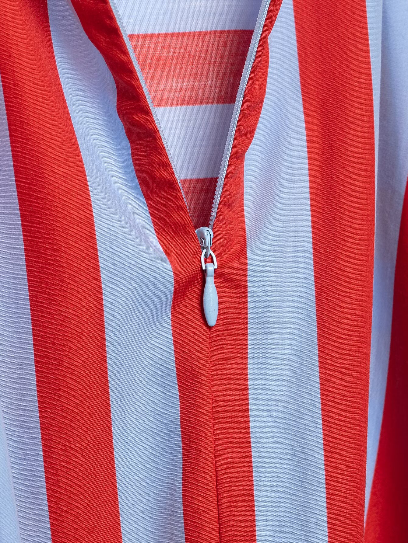 Jupe longue femme 2026, style élégant pour les vacances, décontractée et tendance, jupe MIDI rayée contrastante, nouvelle collection été rouge