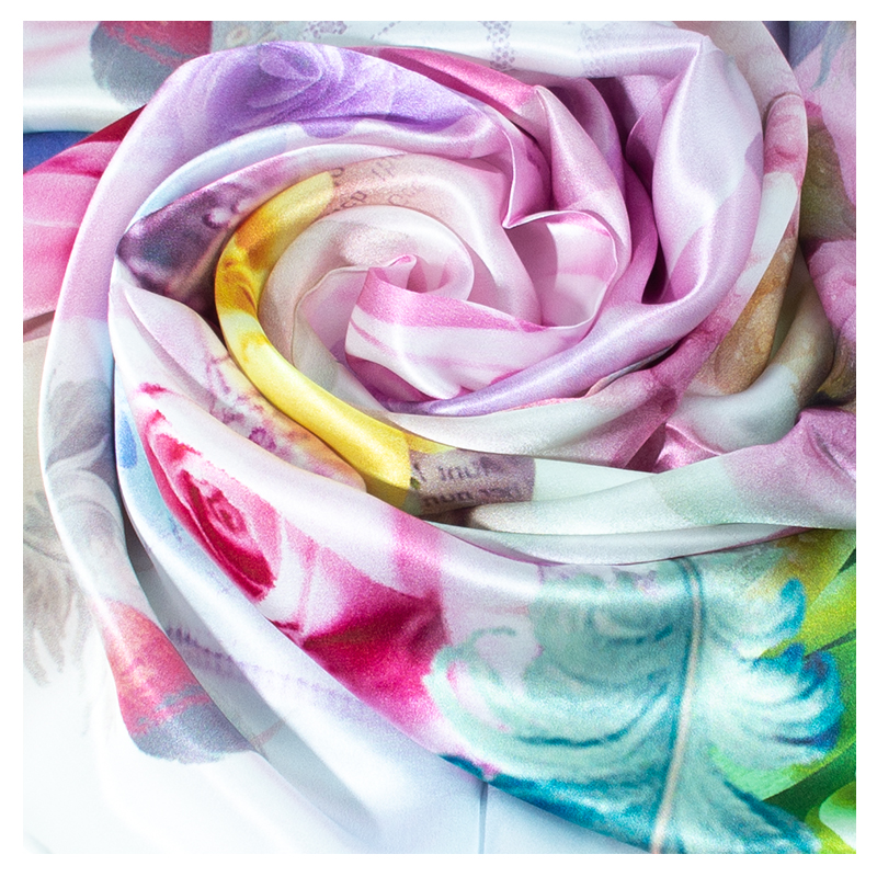 Écharpe en soie de mûrier 100 % pour femme, 108 cm, imprimé floral botanique numérique, satin doux, accessoire pour le bureau, les voyages et le quotidien