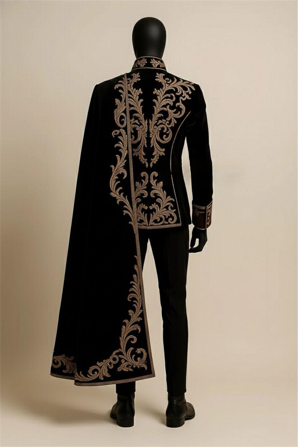 Noir or brodé victorien Rococo Baroque gothique Prince roi aristocrate Gentleman médiéval chevalier Costume tenue militaire