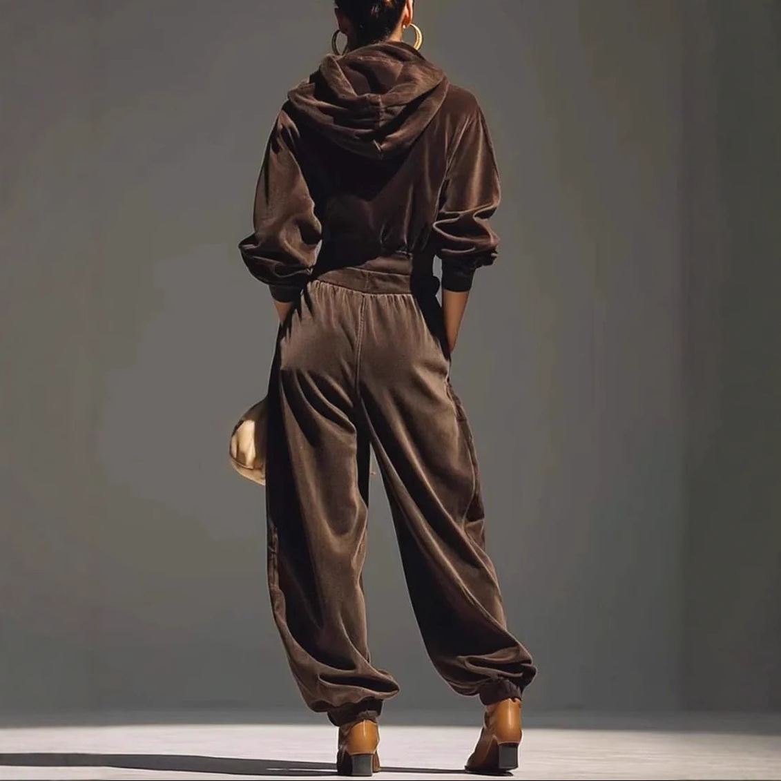 Ensemble deux pièces haut à capuche et manches longues pour femmes, avec pantalon sarouel ample, tendance 2025