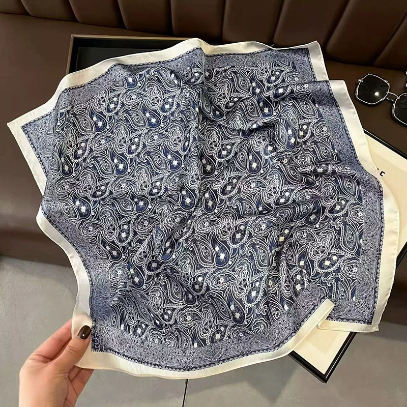 Écharpe carrée à imprimé fleur de cajou pour femme, châle bleu marine, foulard de la présidence, ruban de sac, hijab, bandana, écharpes de cou pour femme, cadeau, 70cm