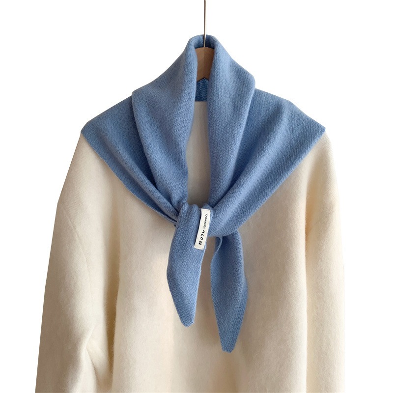 Écharpe triangulaire tricotée 100% laine pour femme, châle chaud pour l'automne et l'hiver, petite écharpe multifonctionnelle assortie avec tout pour dames