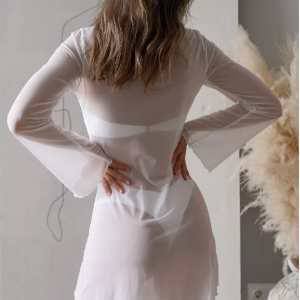 Robe de plage transparente en maille pour l'été, manches longues évasées, col rond, mini-robe moulante fine pour la plage