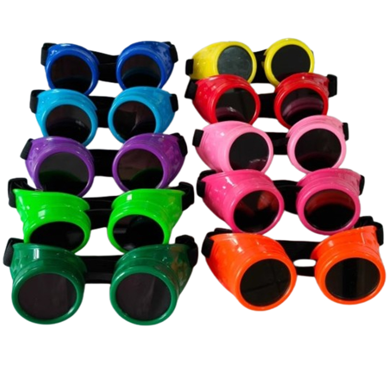 Nouvelle mode lunettes de soleil Style Vintage Steampunk lunettes à la mode amusant Punk lunettes Cosplay marque concepteur coloré série lunettes