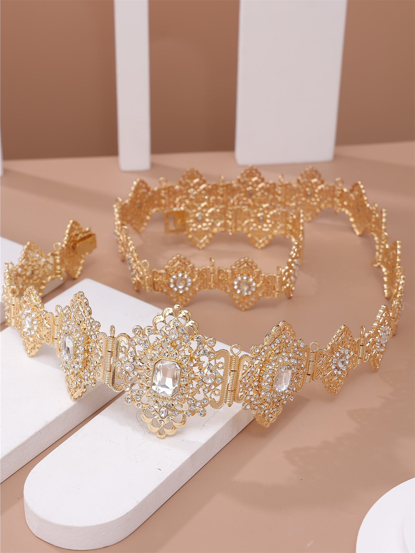 Bijoux de mariage marocain pour femmes, ceinture Caftan couleur or, cristal coloré, cadeau de mariée, longue longueur réglable, chaîne de taille