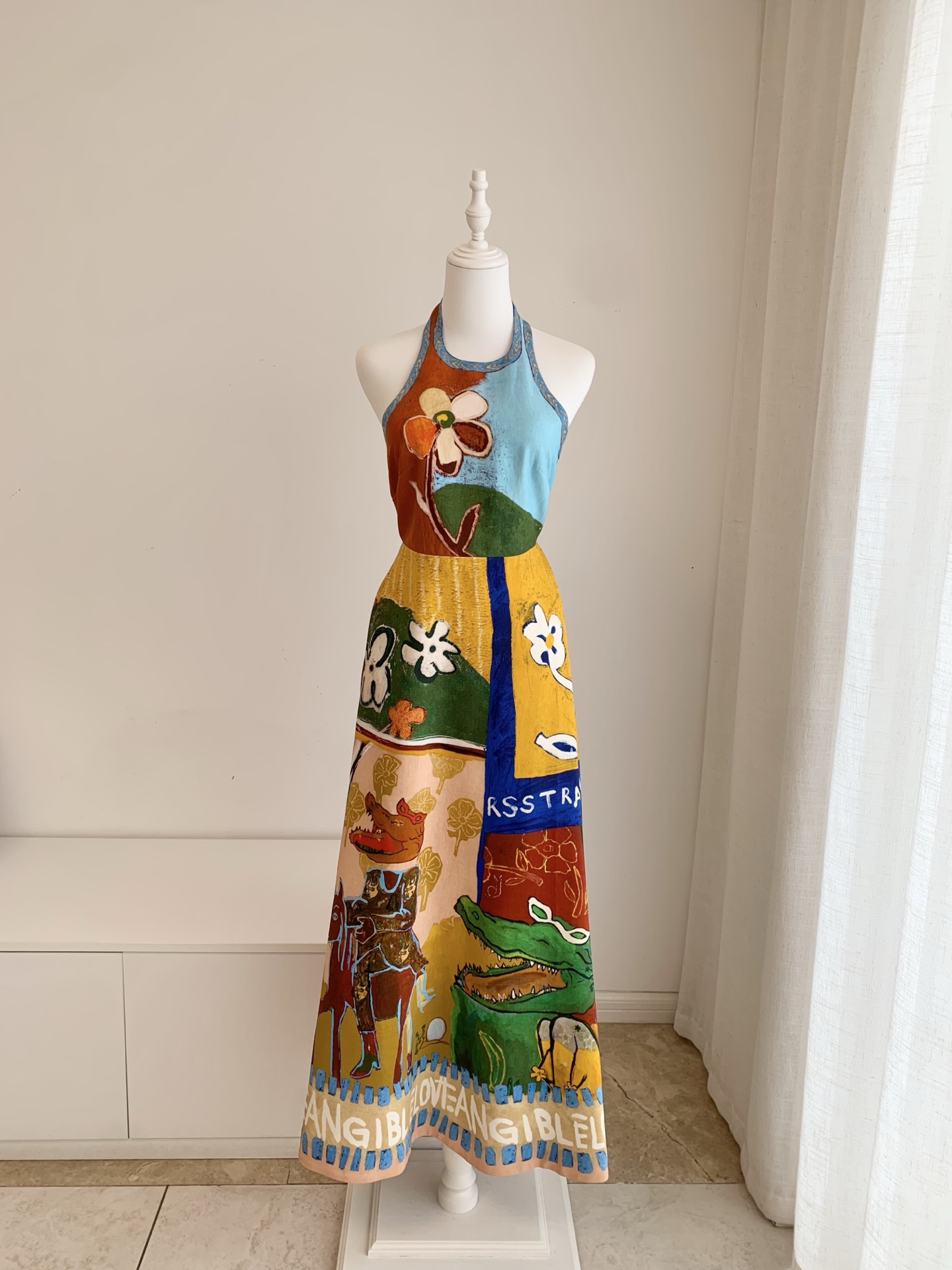 Robe longue sans manches en lin et viscose à col halter avec imprimé peinture à l'huile pour femmes