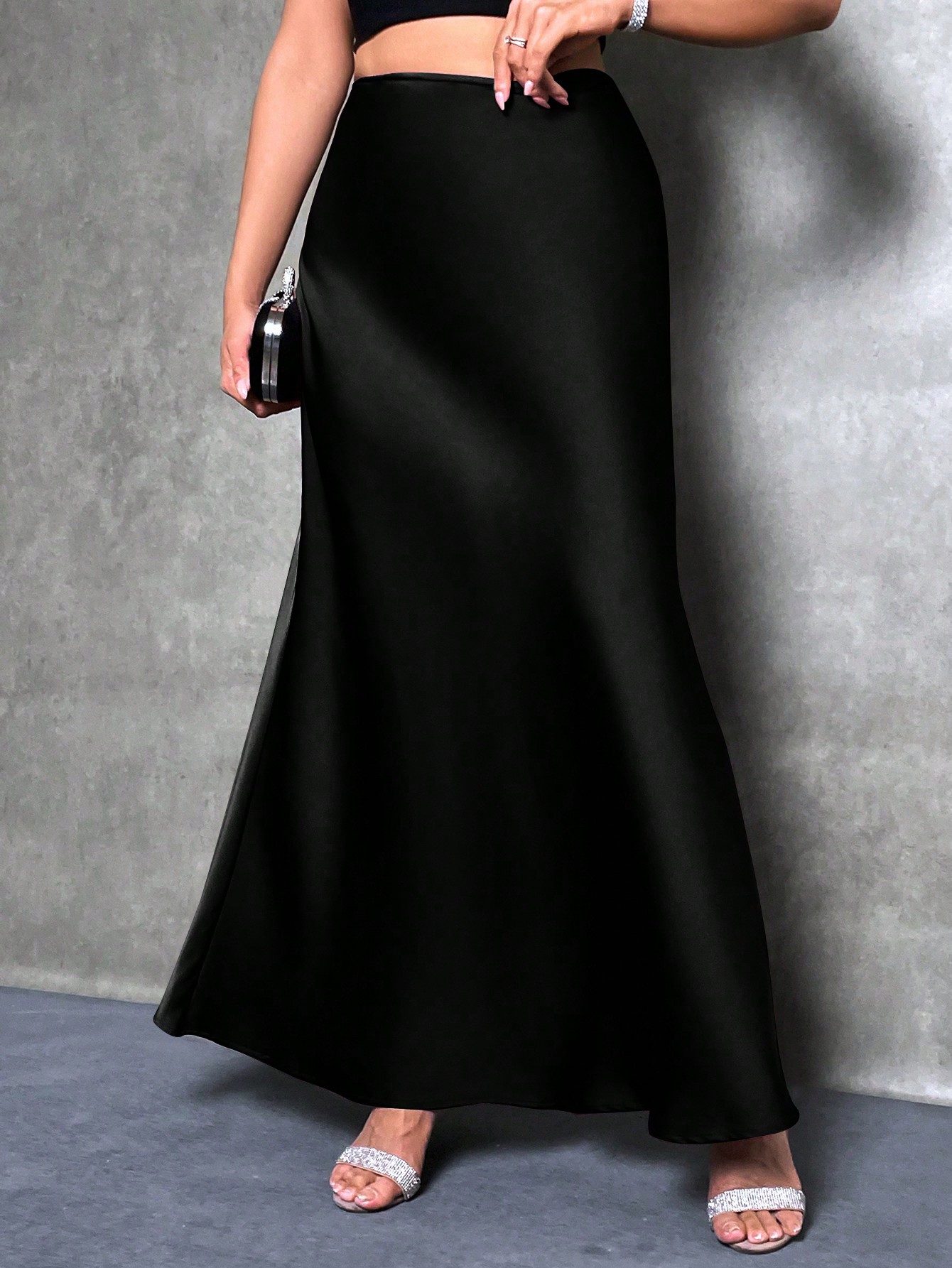 Jupe élégante en satin de couleur unie à taille haute, jupe grande taille pour femmes, adaptée au printemps, à l'été et à l'automne
