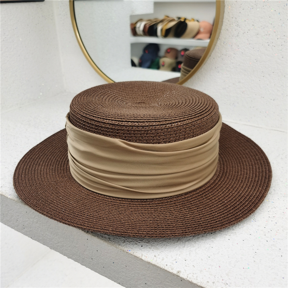 Nouveau Fedoras été femmes plaisancier chapeau de plage large côté femme décontracté Panama chapeau dame classique plat nœud papillon paille chapeau de soleil femmes