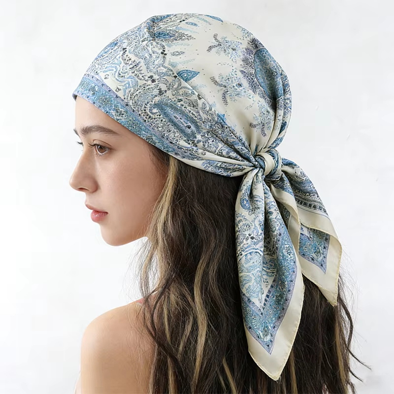 Foulard carré en soie imprimé de luxe pour femme, 70 cm, pour le cou, les cheveux, la plage, hijab, bandana, bandeau