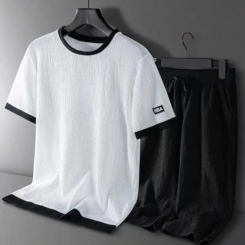 Nouveaux ensembles d'été pour hommes, vêtements de sport décontractés en soie glacée légère, respirants, t-shirt à manches courtes, shorts, ensemble de sport tendance, M-4XL