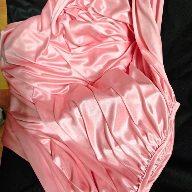 Robe de nuit unisexe en soie glacée brillante avec ceinture, longue robe en satin ample, robe maxi pull-over élégante, vêtements de nuit doux et soyeux