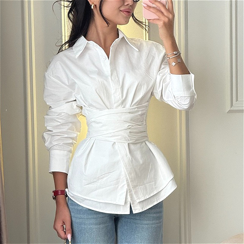 Chemisier blanc vintage pour femme, col rabattu, manches longues, taille ajustée, style Y2K streetwear, chemise élégante à empiècements, Printemps 2026