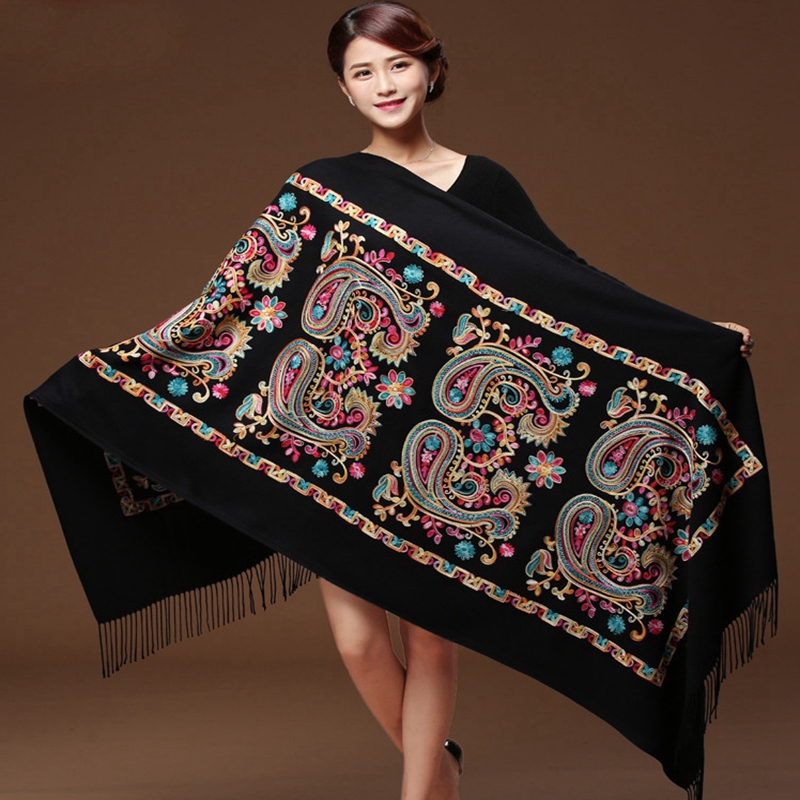 Nouveauté châle femmes broder fleur écharpe Pashmina cachemire écharpe hiver chaud Fine glands écharpe châle mode châle écharpe