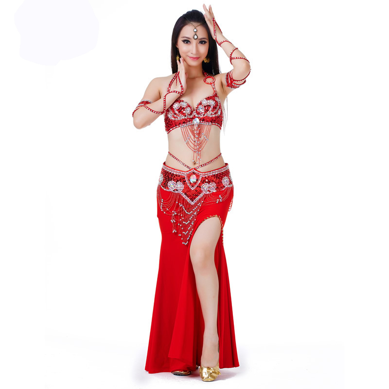 Femmes Sexy danse du ventre perlé haut soutien-gorge et ceinture 2 pièces Costume de danse du ventre tenue ensemble femme Bollytwood danse Costume 11 couleurs