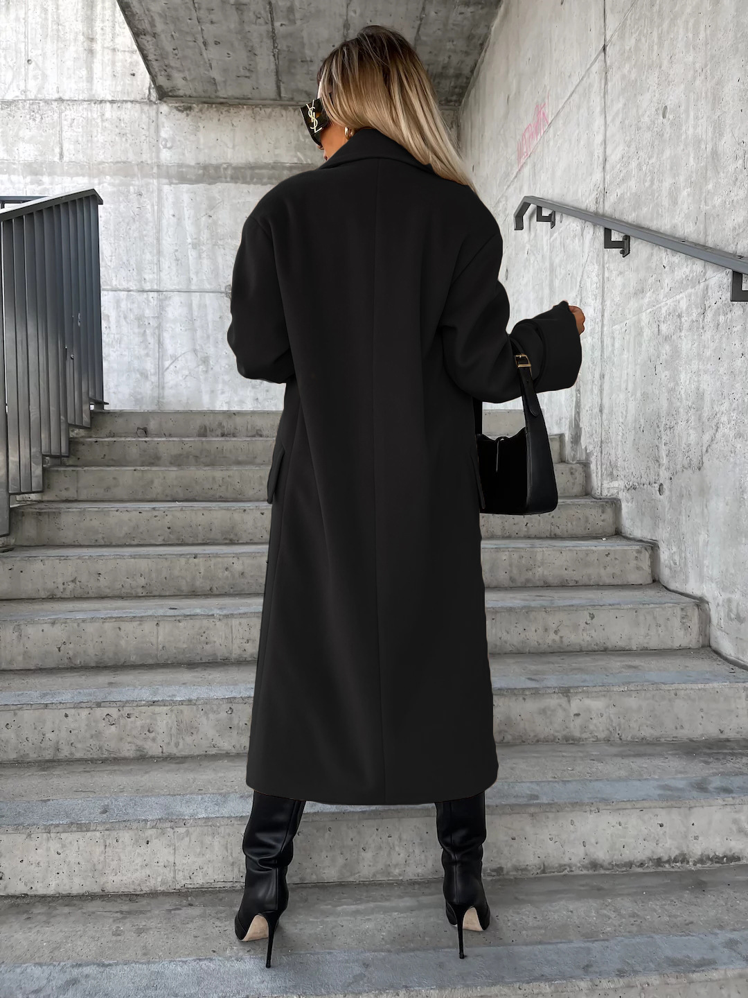 Manteau long élégant à revers crantés et double boutonnage, coupe ample, en mélange de laine, idéal pour le quotidien, le bureau, la ville et les trajets.