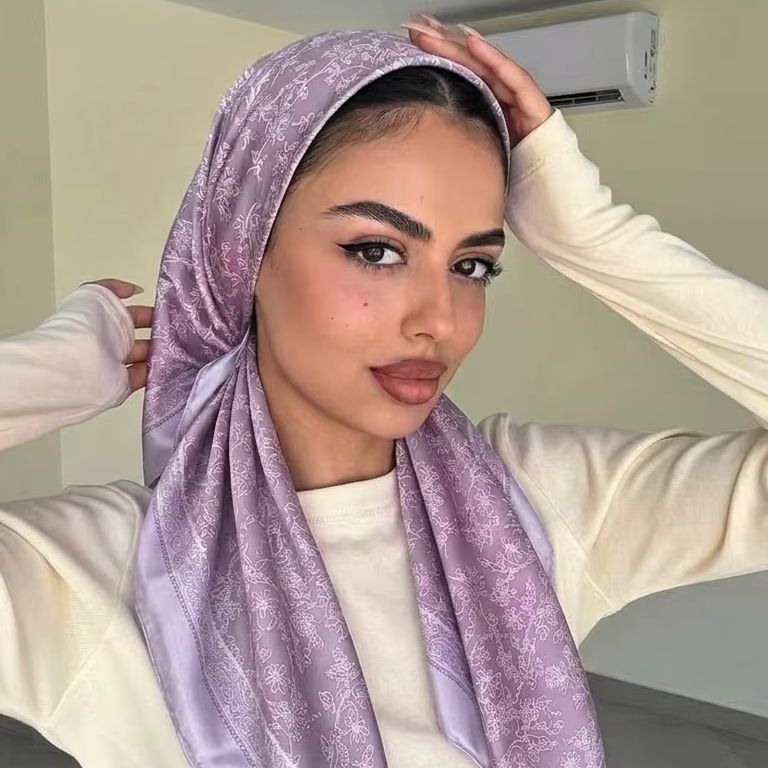 Hijab carré en satin de soie imprimé pour femmes, foulard de mode musulmane, style rock, foulard islamique doux, 90*90cm