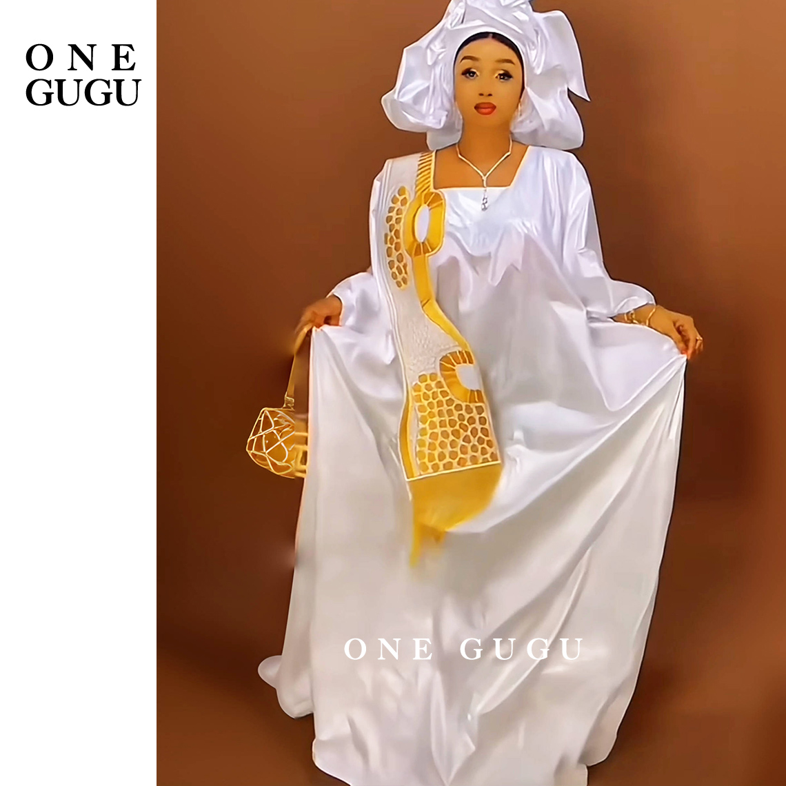 Mariage traditionnel africain Bazin Riche Boubou et écharpe avec des glands blanc et or broderie bassin Dashiki robes nigérianes