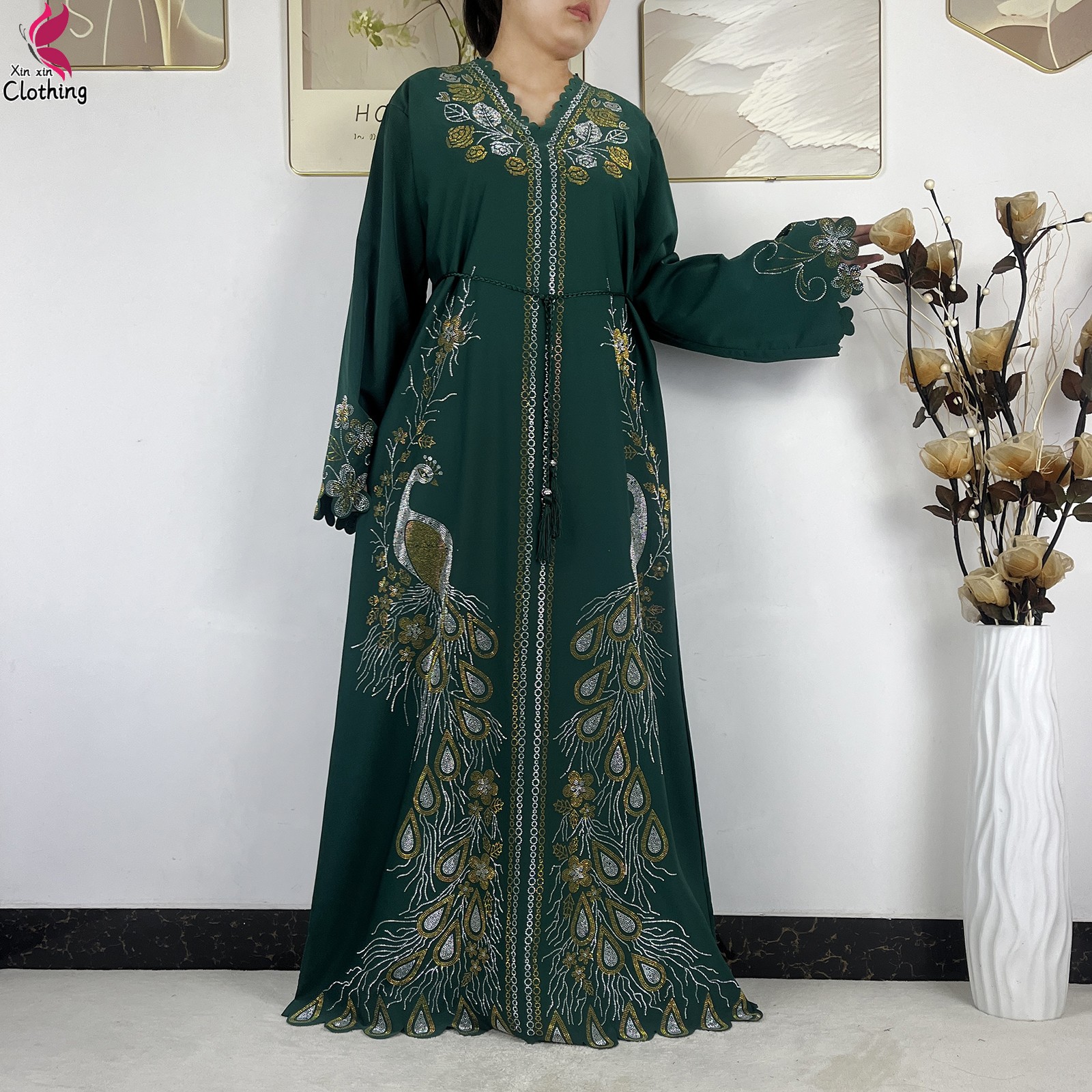 Nouvelle Robe Modeste pour Femmes Musulmanes de Dubaï 2026, en Chiffon Diamanté, Élégante, Style Arabe, Hijab, Abaya Africaine, Robe Islamique à Manches Longues, Robe Turque