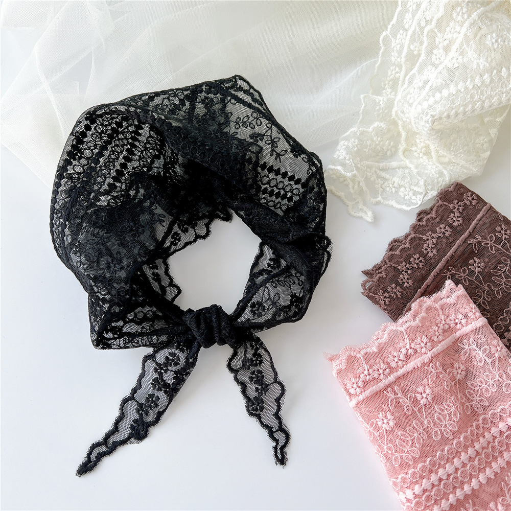 Écharpe en dentelle évidée pour femme, foulard de cheveux, hijab triangle, écharpe de cou, élégant, solide, document, mode féminine, présidence
