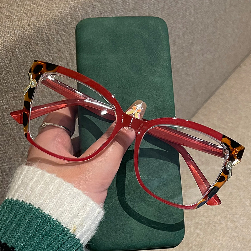 Lunettes tendance pour femmes, nouveau Style, Anti lumière bleue, montures de lunettes européennes et américaines