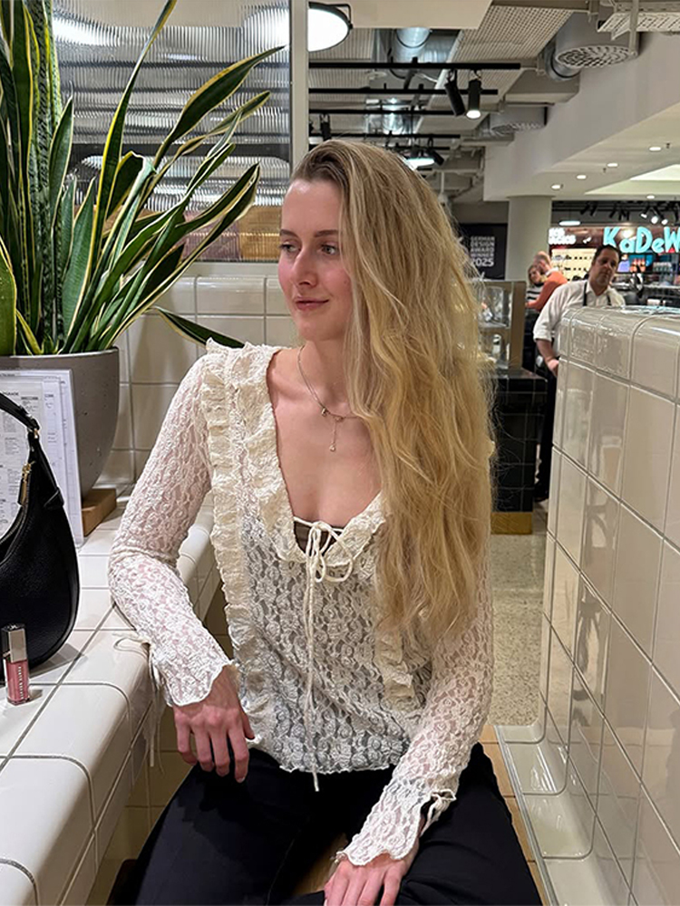 Dentelle à volants femmes petit haut plissé couches à lacets nœud col en v à manches longues maille voir à travers élégant Baggy court Blouse pull