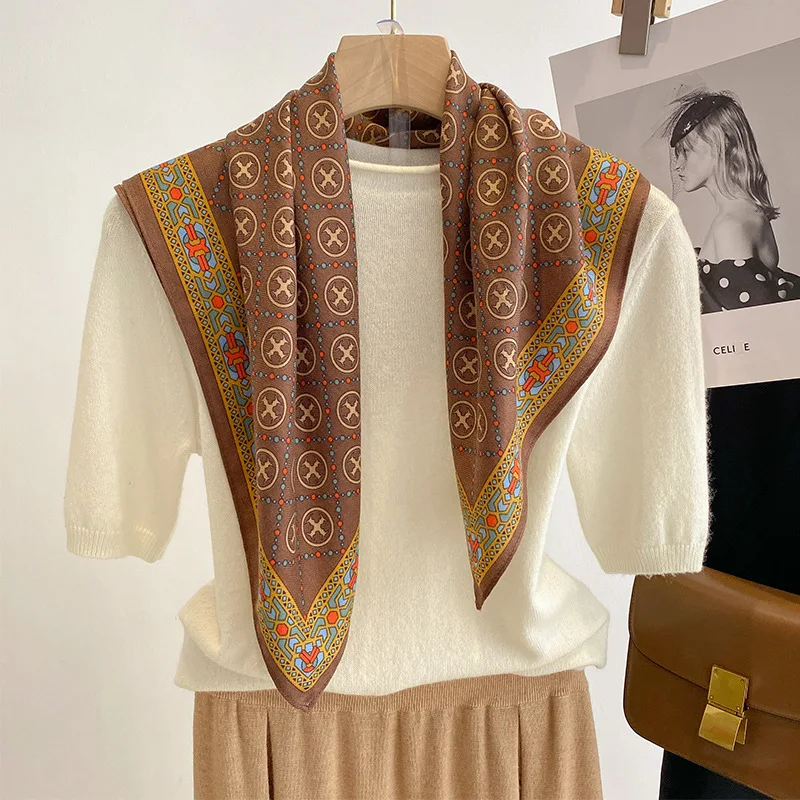Foulard Carré en Velours Imprimé pour Femme, Design de Luxe, Doux, Tête, Hijab, Cravates, Bureau, Sauna, Cadeau