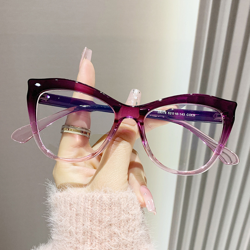 Lunettes œil de chat à la mode pour femmes, monture de lunettes personnalisée bloquée de couleur, nouvelles lunettes d'ordinateur transparentes Anti-lumière bleue