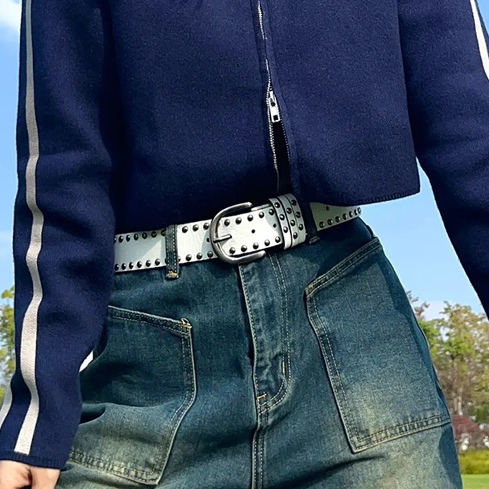 Ceinture en cuir noir et blanc de style punk pour femmes, à la mode, polyvalente, haut de gamme, en denim, avec rivets décoratifs, ceinture sexy