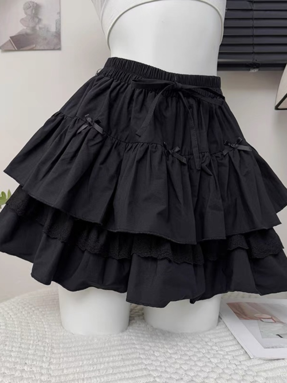 Grande taille gros mm pur blanc gâteau jupe dentelle mignon ballet style niche jupe femmes 2025 printemps nouvelle jupe courte