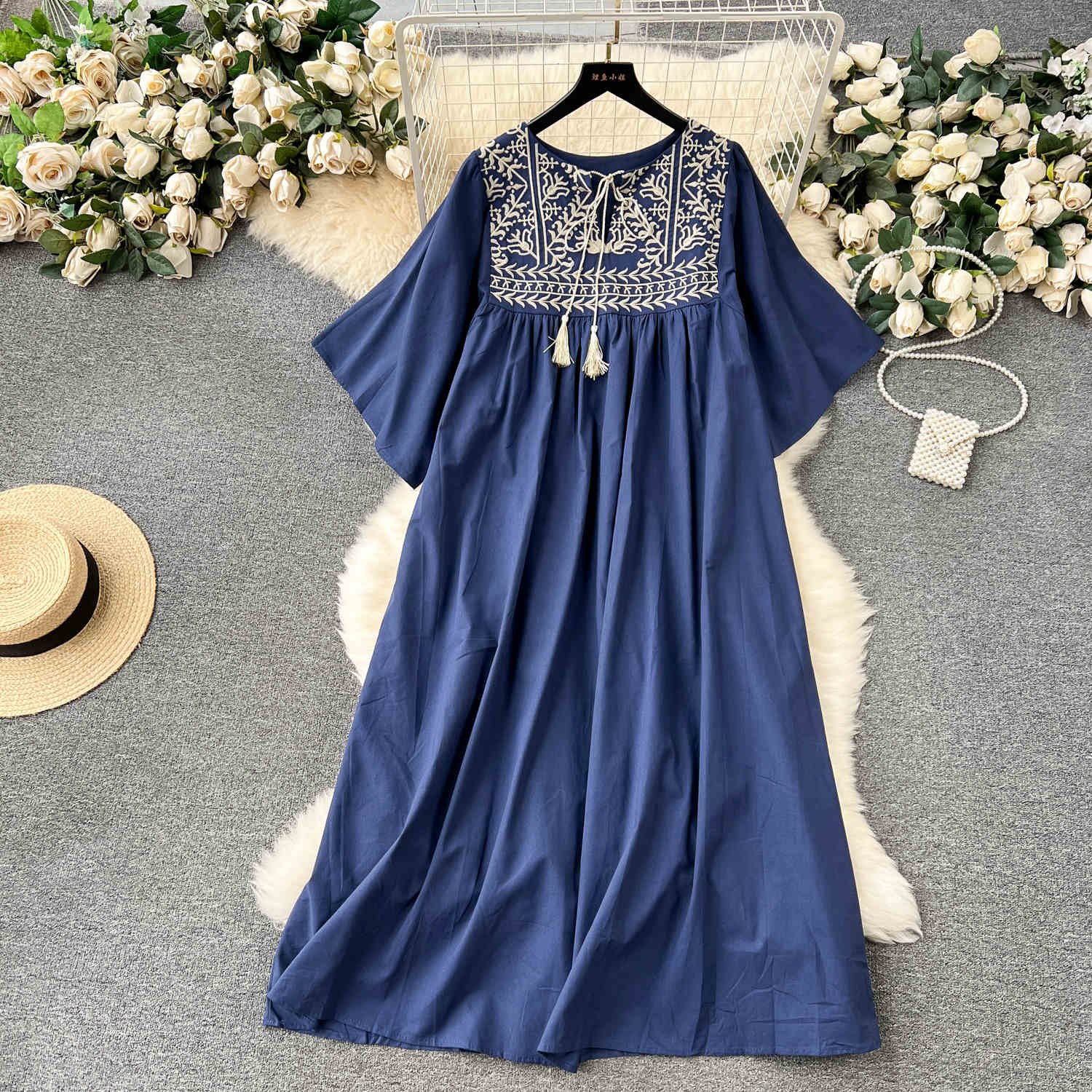 Robe brodée bohème pour femmes, manches courtes, ample, longue, vacances, Chic, col rond, à lacets, ligne a, nouvelle collection été