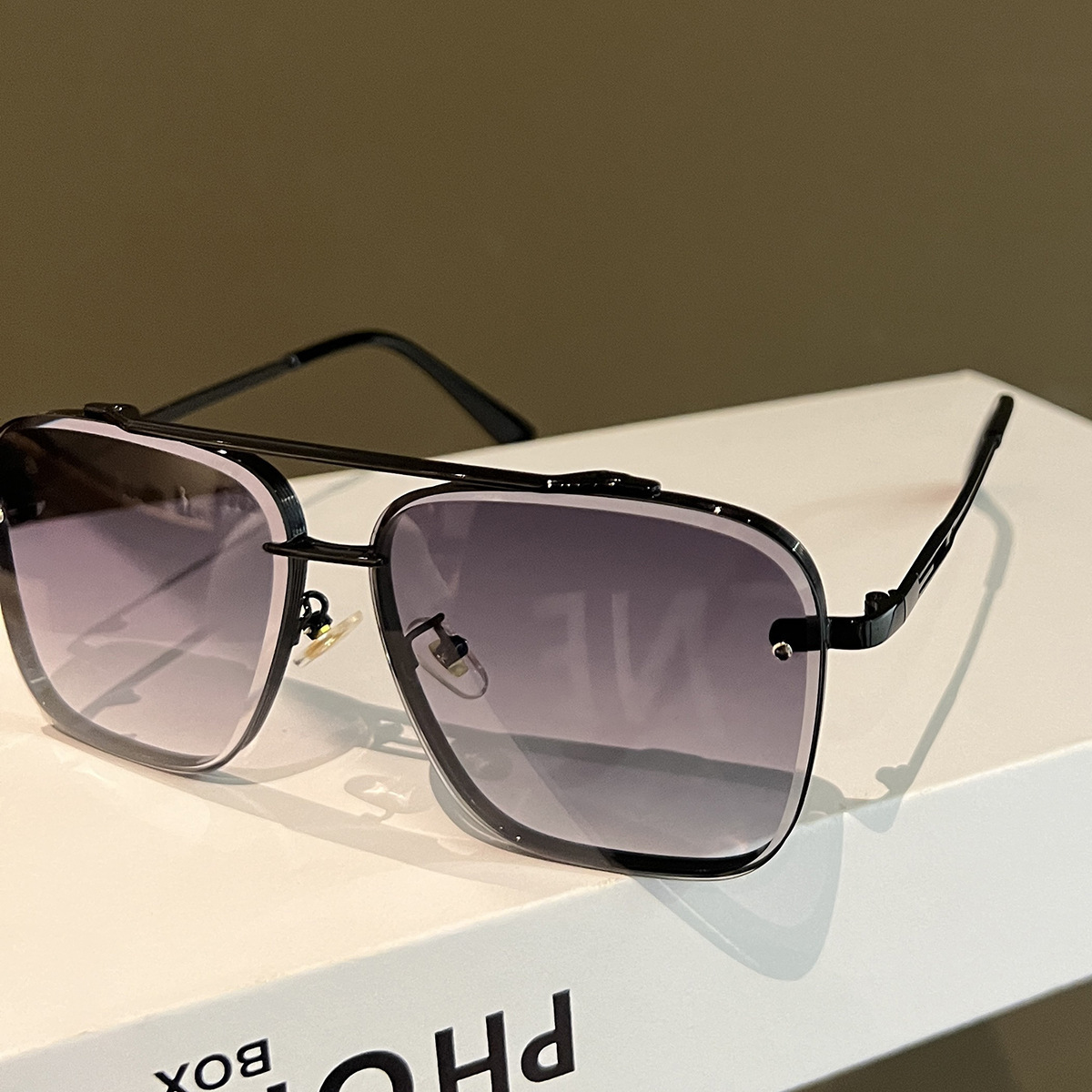 Lunettes de soleil rétro unisexes amincissantes UV400 pour la conduite et les voyages, style pilote, double pont, tendance