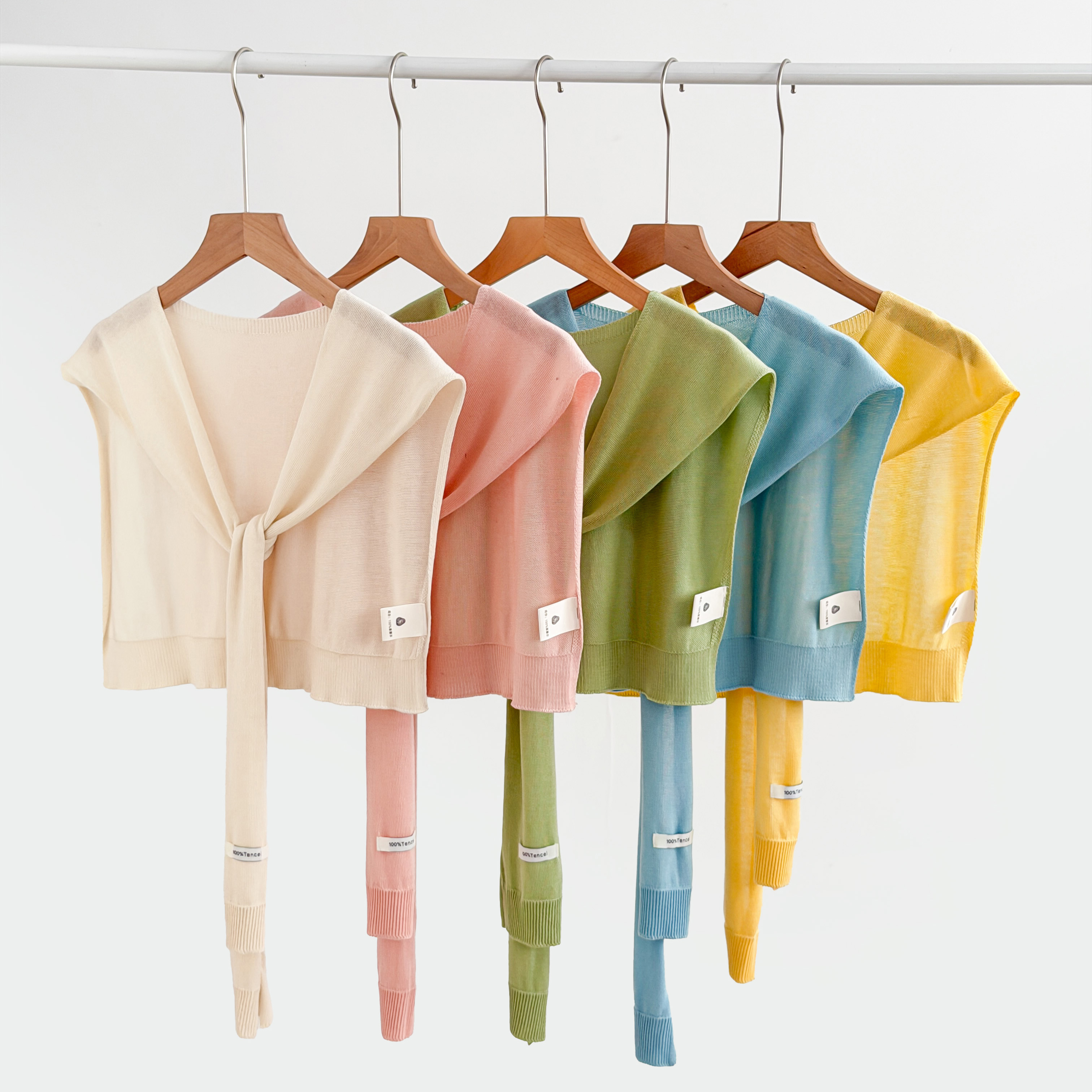 1 pièce de petit châle tricoté de couleur unie pour femme, cache-épaules tricoté, accessoire polyvalent pour superposition, idéal printemps-automne, pièce décorative haut de gamme