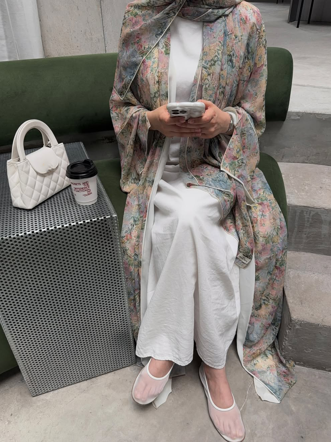 Cardigan traditionnel arabe élégant du moyen-orient, Robe Abaya à manches longues et imprimé Floral avec foulard