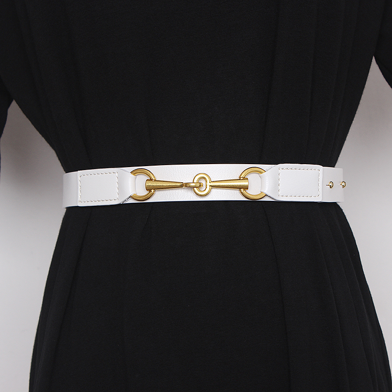Ceinture femme nouvelles ceintures simples pour femmes boucle de selle décoration ceinture en peau de vache femme