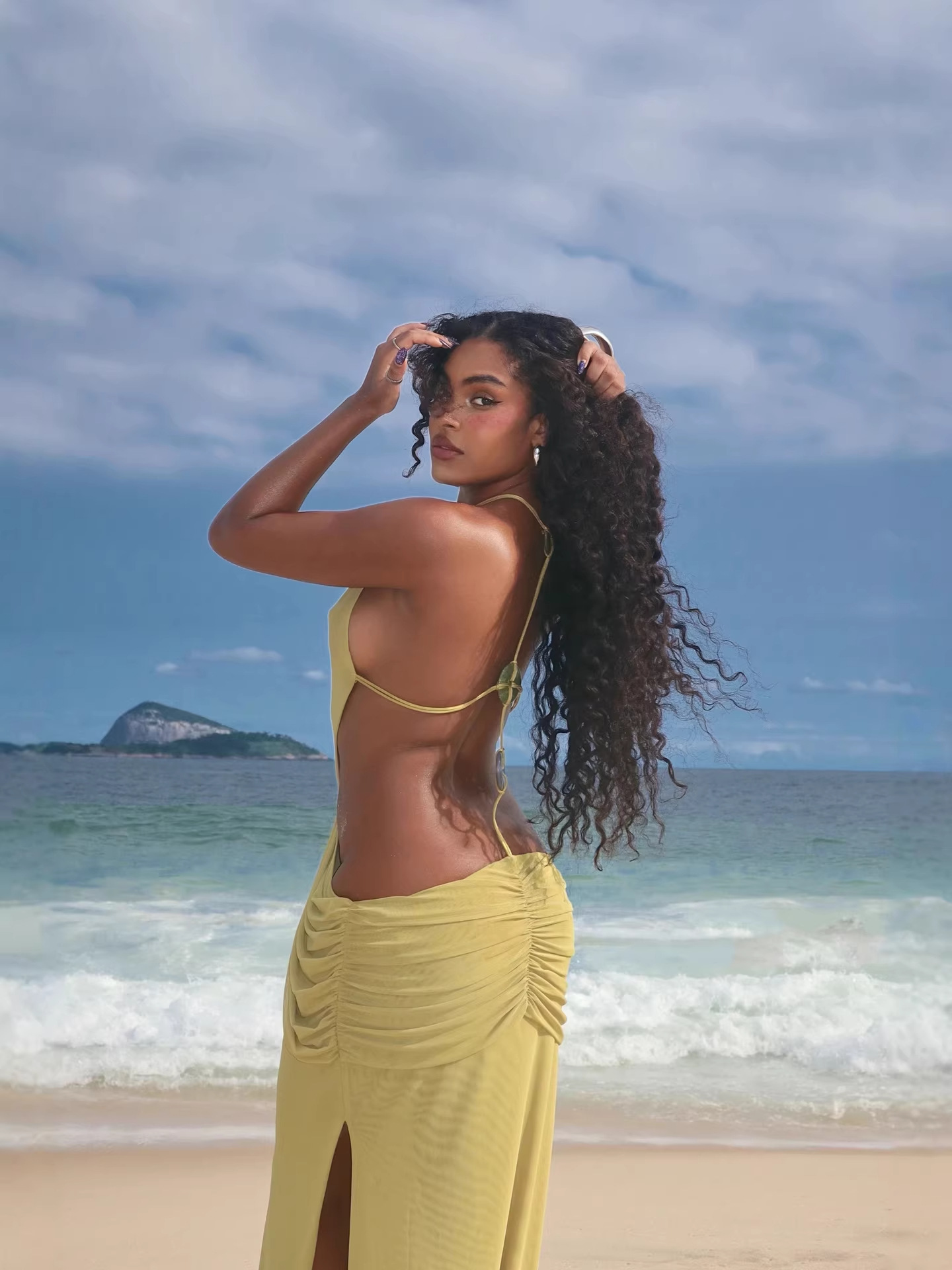 Robe longue bohème pour femme, col halter, taille perlée, découpes, cordon de serrage, froncée, amincissante, pour vacances à la plage