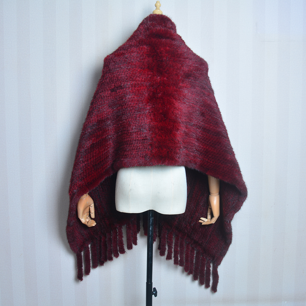 Nouveau châle en fourrure de vison véritable tricotée pour femme 2026, châle en fourrure de vison véritable 100% naturel avec pompon, ponchos en fourrure de vison tendance