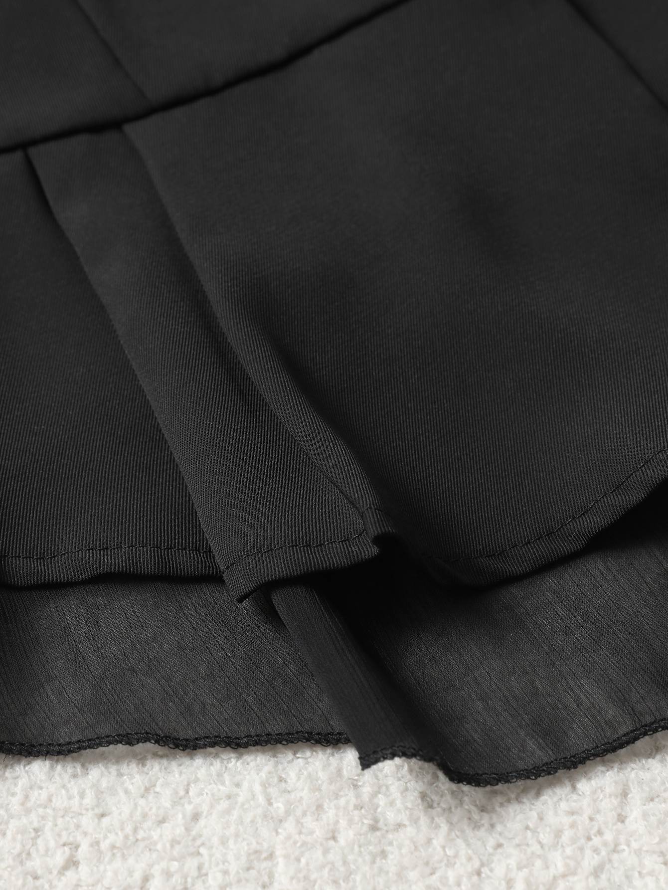 Gilet péplum élégant à col en v pour femmes, gilet blazer boutonné sans manches avec ourlet en mousseline de soie superposé pour le bureau décontracté d'affaires