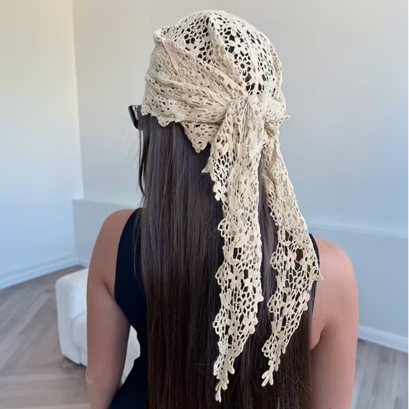 Écharpe triangulaire en crochet ajouré pour femme, bandeau en dentelle vintage, accessoire de cheveux de style bohème, accessoire pour la photographie