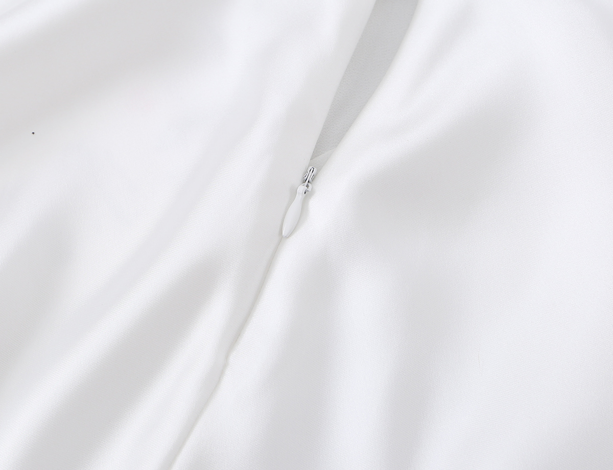 Robe longue élégante et chic KONDALA pour femme, col foulard, nouvelle collection été 2026, tendance, pour soirée ou vacances, en satin, coupe ajustée, à fines bretelles