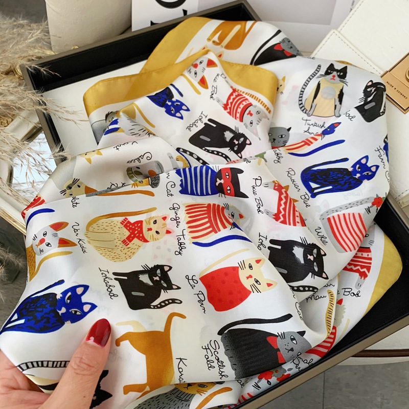 Écharpe carrée imprimée chat mignon pour femmes, foulards en satin doux imitation soie, bandanas, hijab de luxe, foulard élégant, châles